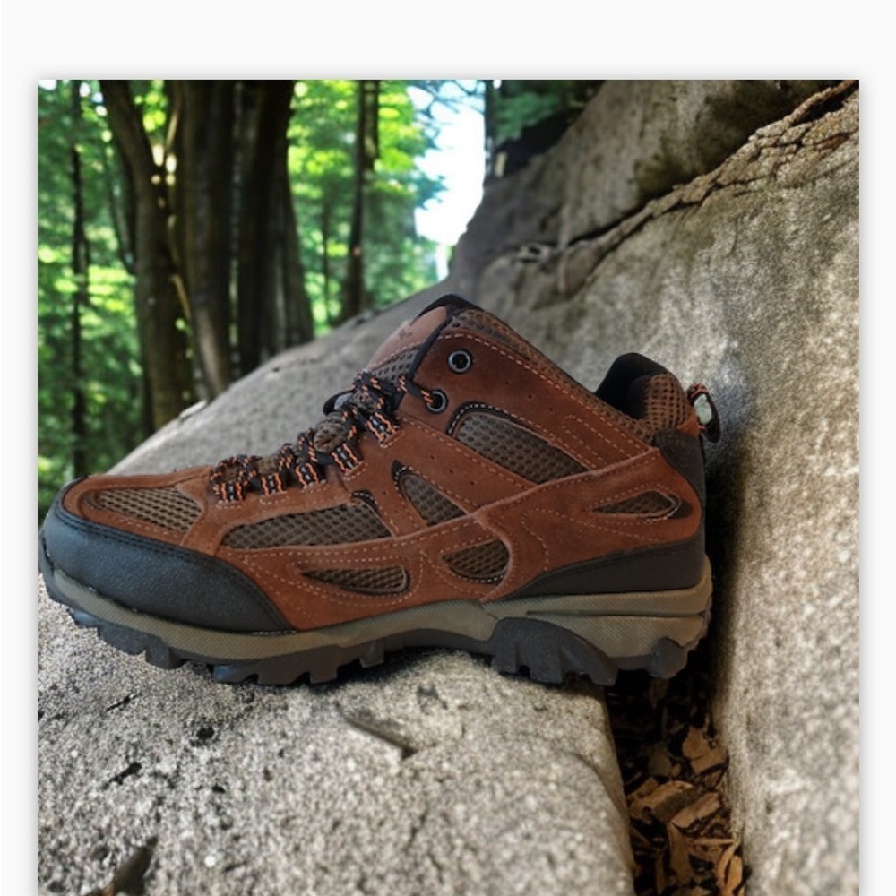 OzarkTrail forest  Vented Waterproof Leather Hiker Boot Sz 9-Women-Men-7-Like Ne